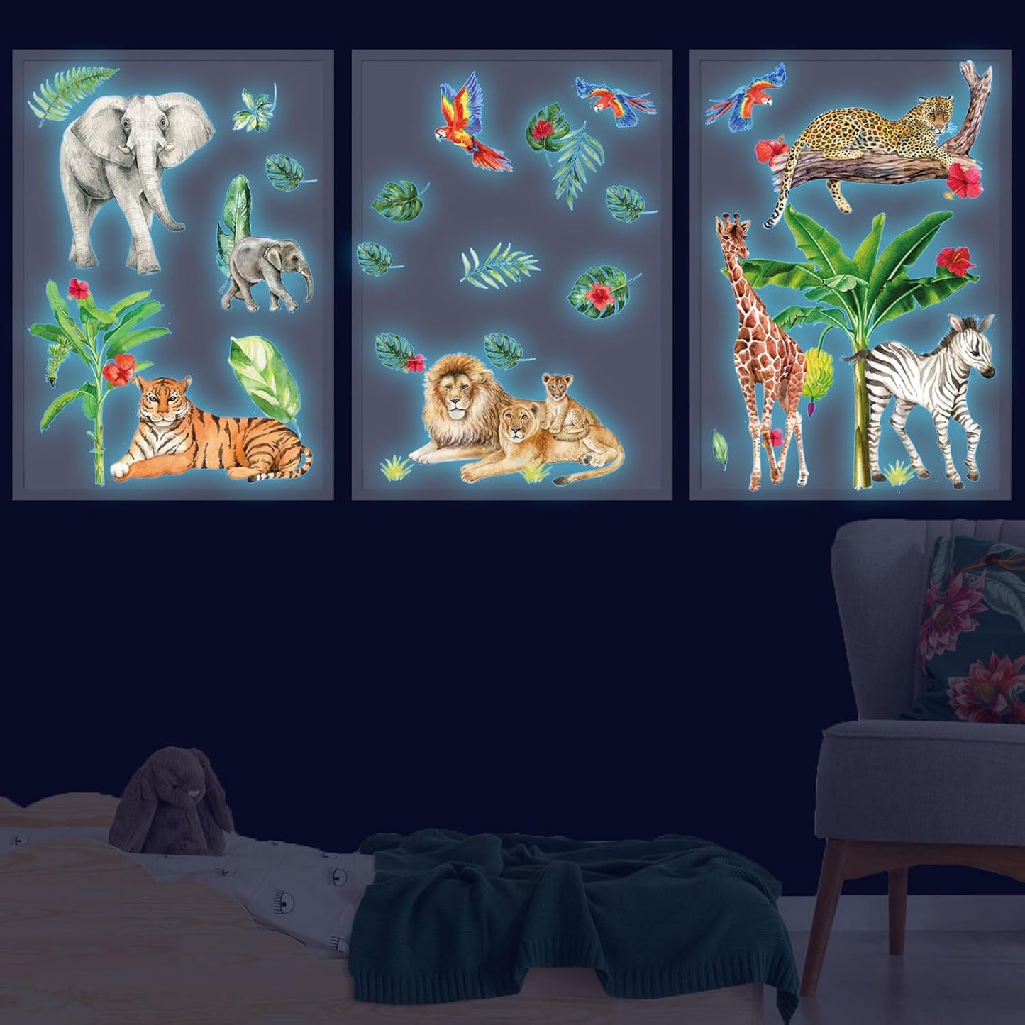 Glow in The Dark Jungle Animals Wall Decals,Glowing Luminous Safari Animals Wall Stickers Removable self-Adhesive Forest Tiger Elephant Palm Trees Decals for Boys Girls Bedroom Kids Nursery Decoration