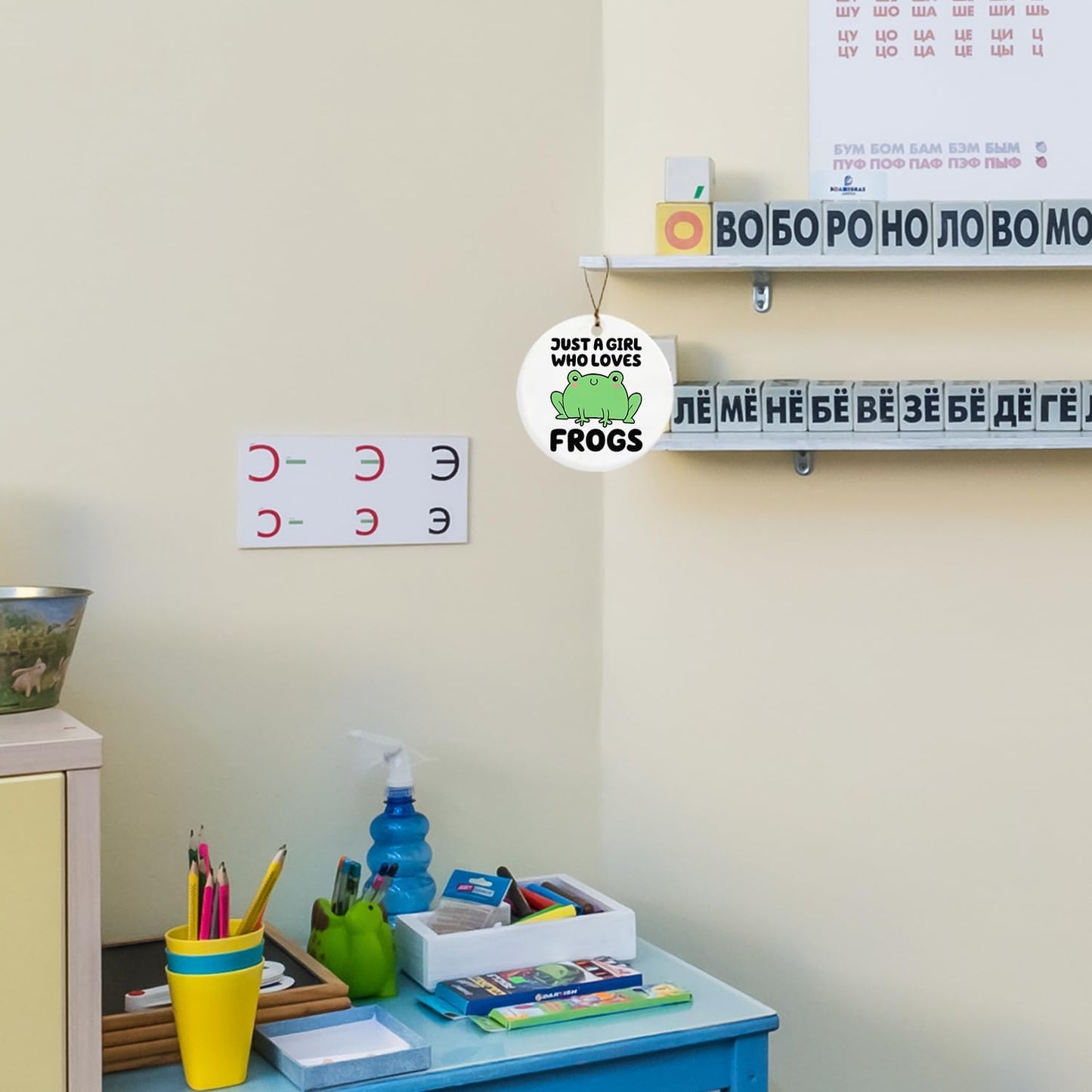 Frog Ornament, Ceramic Christmas Xmas Keepsake Decoration for Frog Lovers