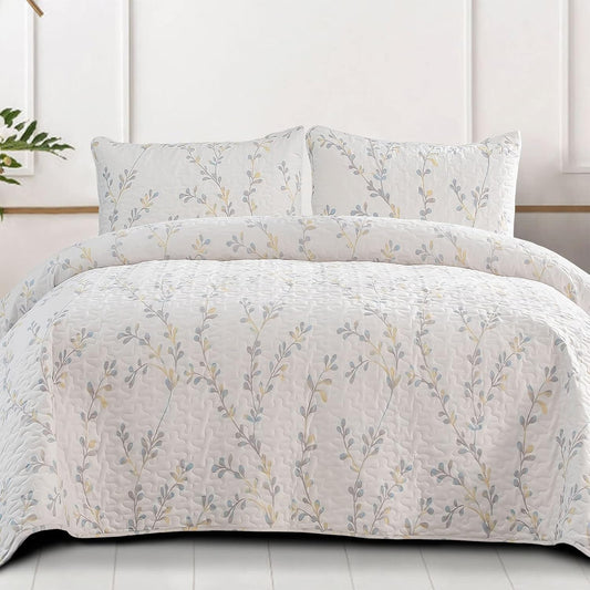 Exclusivo Mezcla Reversible Boho Quilt Set Queen Size, 3 Pieces Flowers White All Season Bedspreads, Ultra Soft Floral Coverlet Bedding Set with Printed Pattern (1 Quilt, 2 Pillow Shams)