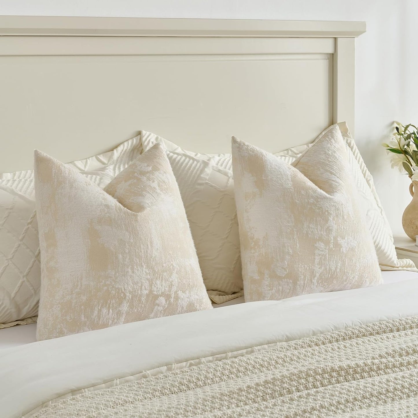 FUTEI Yellow White Decorative Throw Pillow Covers 12x20 Inch Set of 2,Soft Faux Cashmere Jacquard - Textured & Cozy Pillow Case,Modern Home Decor for Couch Bed Living Room