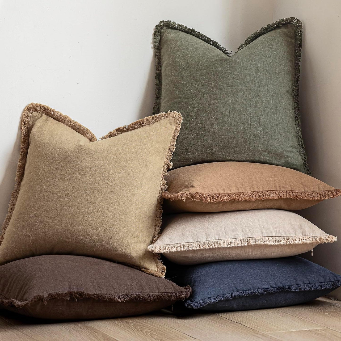 Foindtower Set of 2 Decorative Linen Fringe Throw Pillow Covers Boho Farmhouse Cushion Cover with Tassels Soft Accent Pillowcase for Couch Sofa Bed Living Room Home Decor,22×22 Inch,Reddish Brown