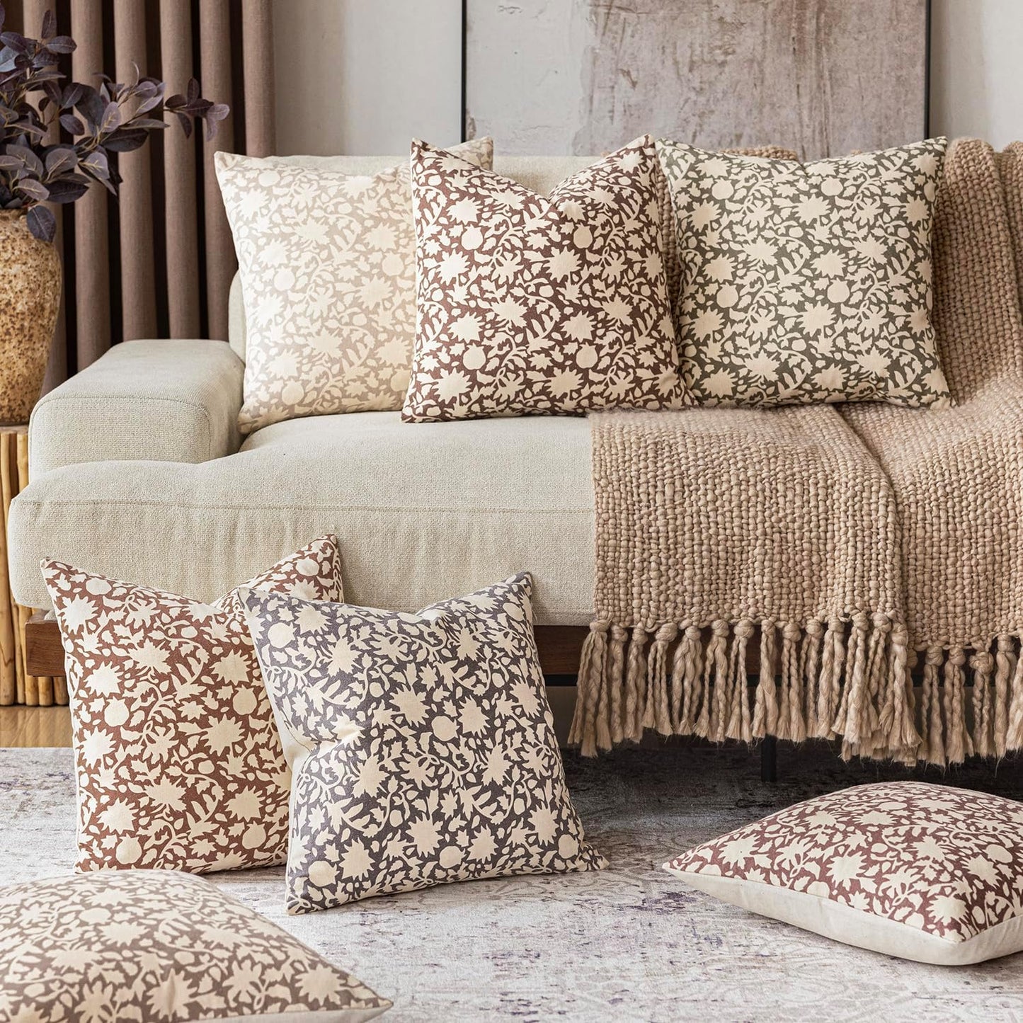 Foindtower Set of 2 Decorative Neutral Floral Throw Pillow Covers Accent Farmhouse Cushion Covers Boho Vintage Pillowcase for Couch Sofa Bedroom Living Room Home Decor Outdoor,22×22 Inch,Sage Green