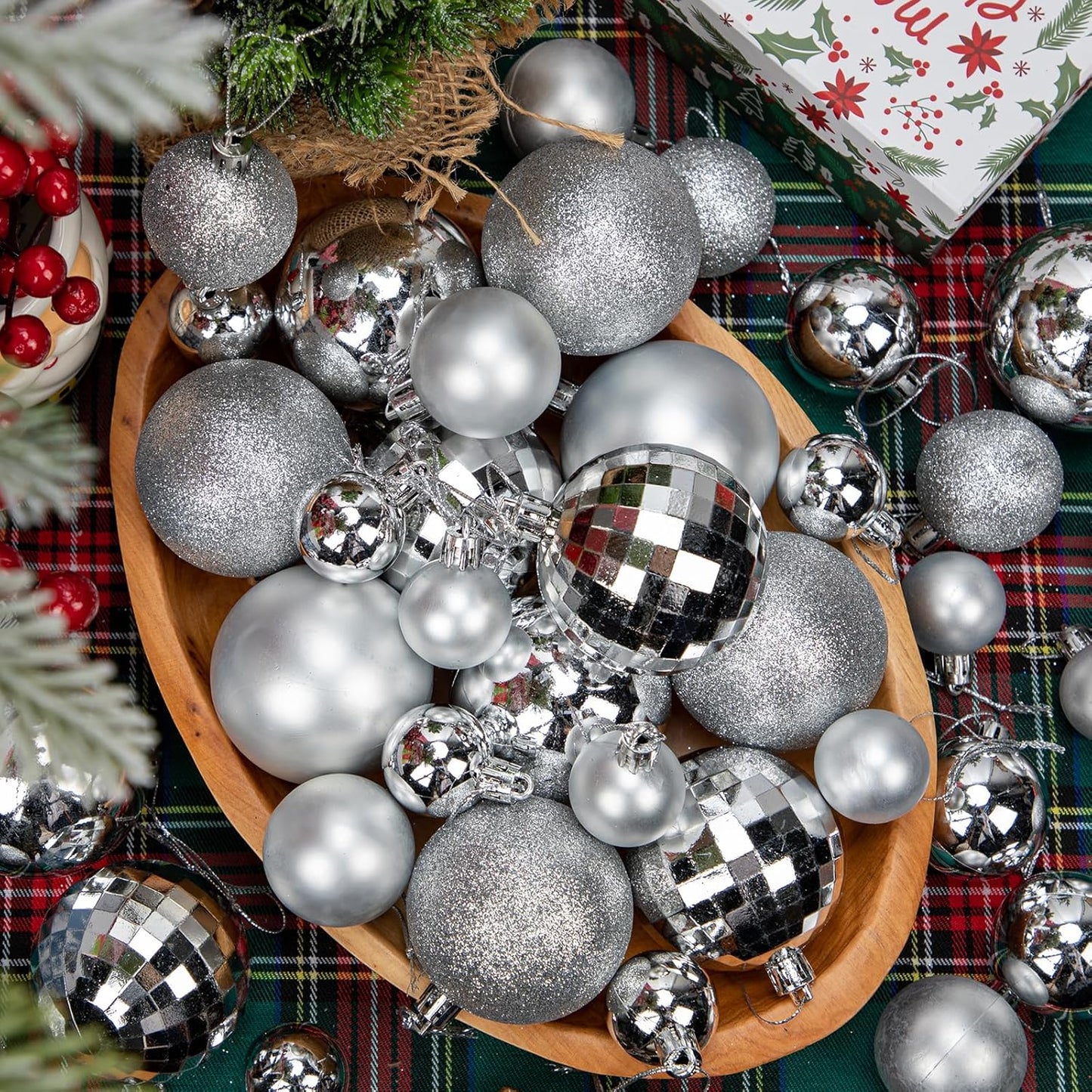 50pcs Silver Christmas Ball Ornaments Silver Large Shatterproof Christmas Tree Decorations Xmas Tree Ornaments Balls with Hanging Loop for Xmas Wedding Holiday Party Wreath Home Decor