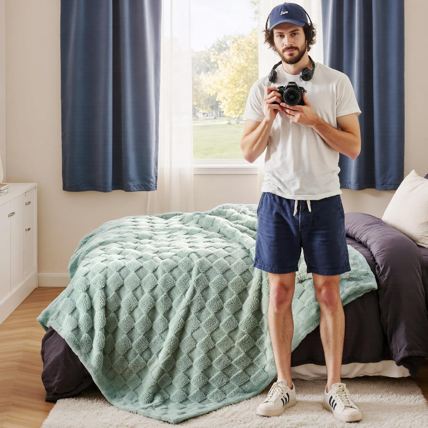 Bedsure GentleSoft Twin Blanket for Bed - Super Soft Cozy Blankets for Women Men Girls, Cute Fuzzy Fleece Throws for Bedroom Couch, Sage Green, 60x80 Inches