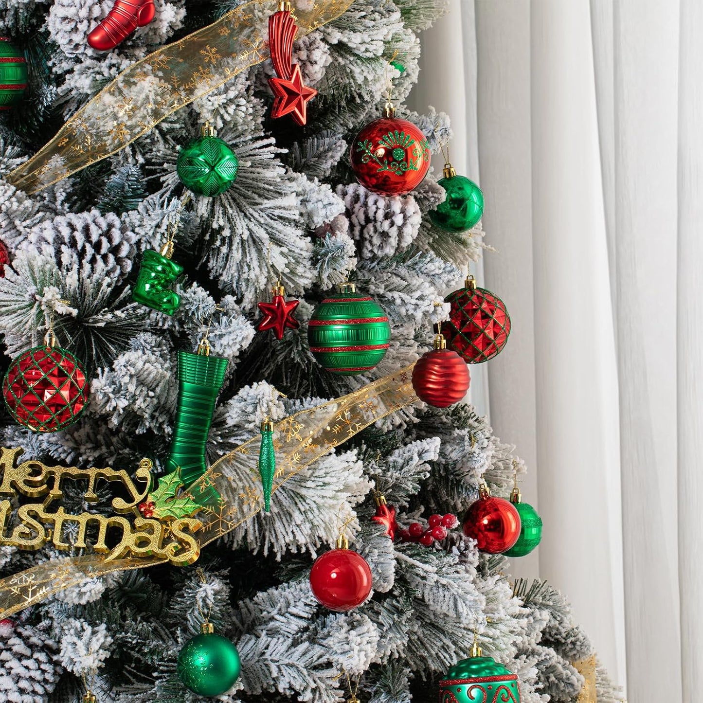 150PCS Red and Green Christmas Ornaments, Shatterproof Christmas Ball Ornaments Set, Assorted Christmas Baubles Hanging Decorations for Xmas Tree Home Festival Party Wedding (Red & Green)