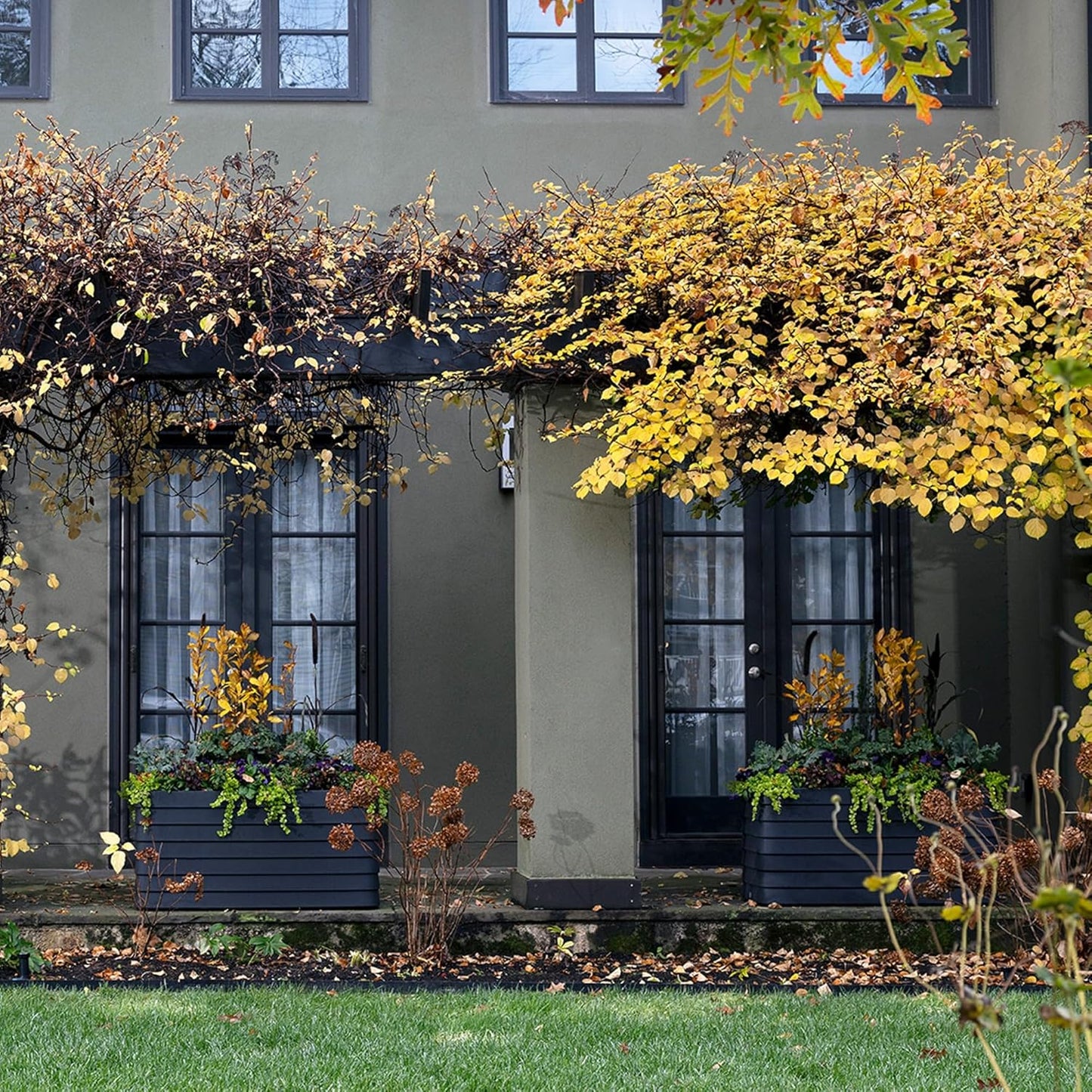 Crescent Garden TruDrop Self Watering Slat Medium Rectangular Planter Box for All-Weather - Outdoor Deck Box Planter for Flowers and Herbs, 36'' x 17'' x 17''H (Slate)