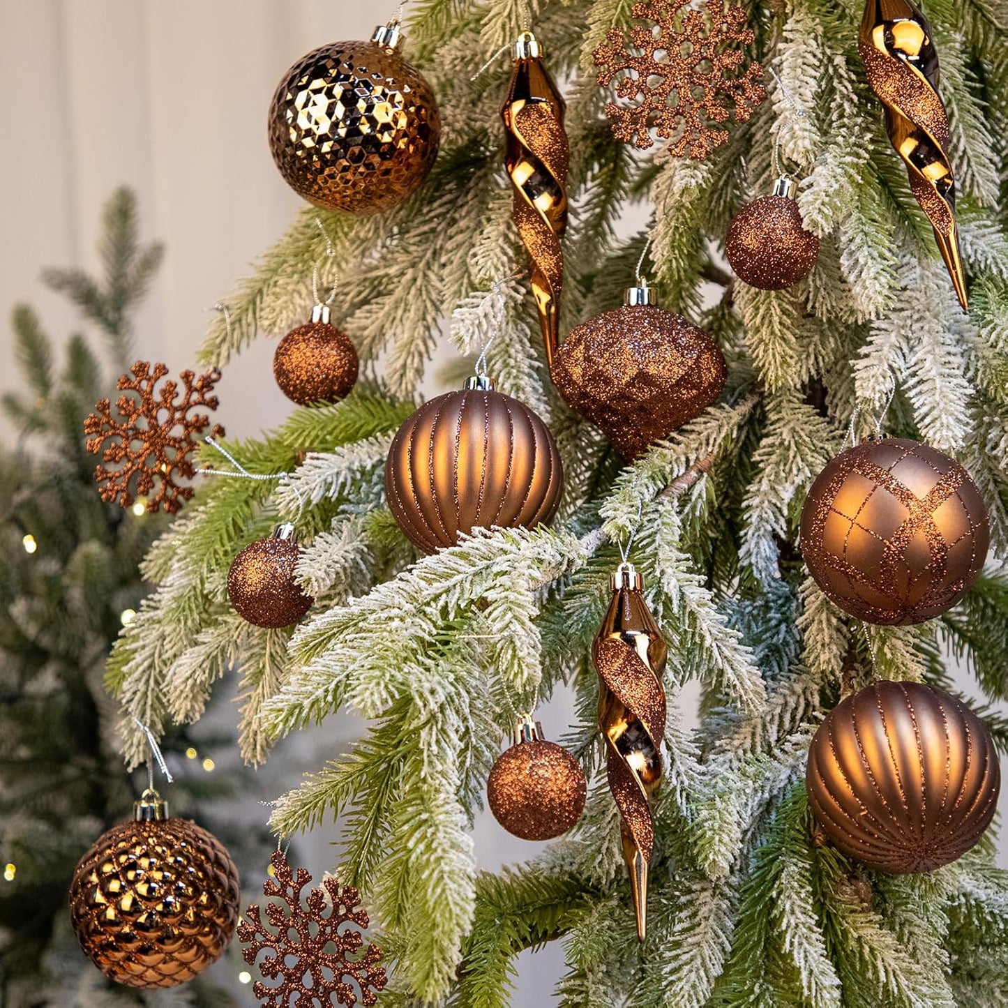 50PCS Christmas Tree Ornaments Set with Shatterproof Christmas Balls Icicle Snowflake Hanging Ornaments for Home Office Farmhouse Christmas Decorations, Bronze