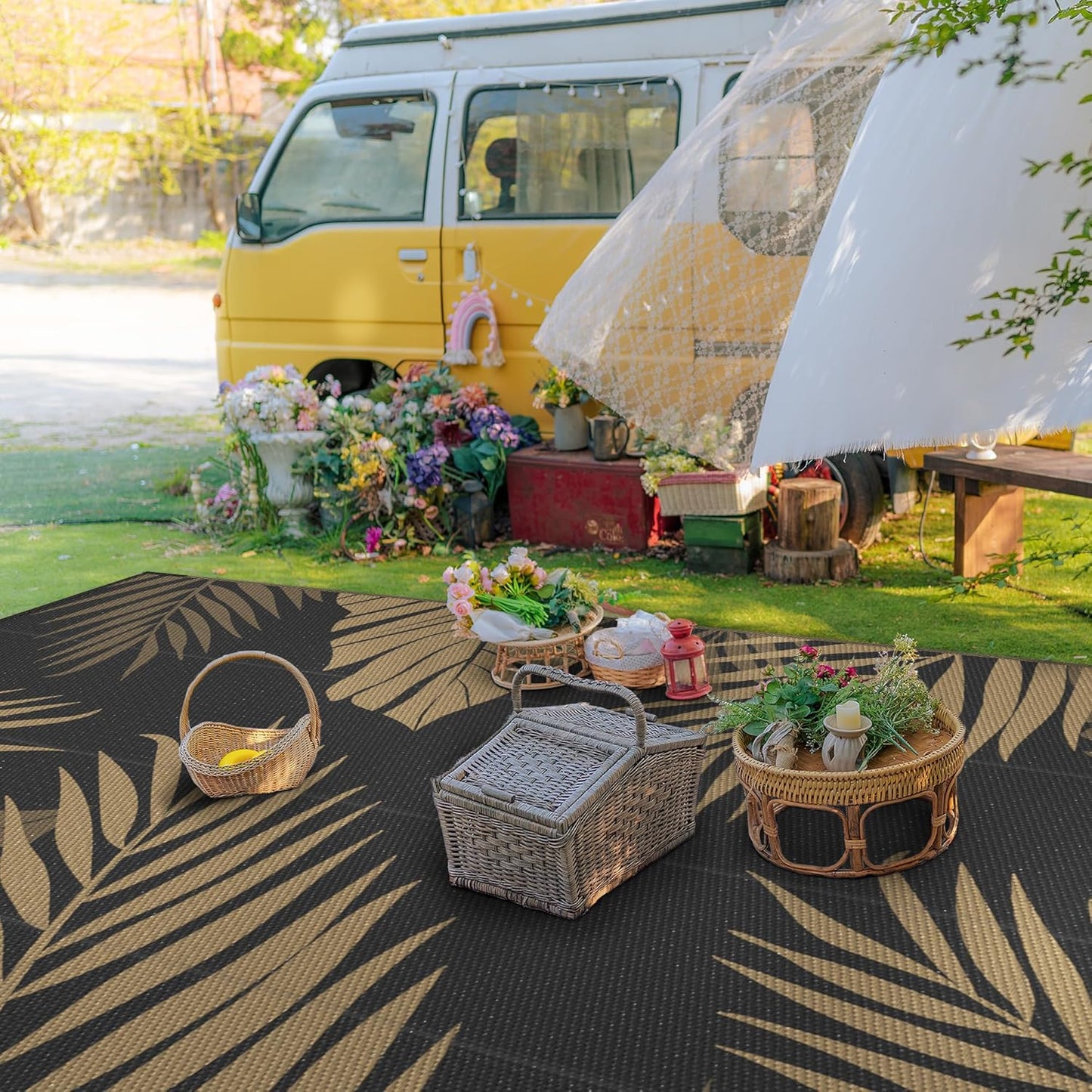 GENIMO Outdoor Rug 9' x 18' Waterproof for Patios Clearance, Reversible Outdoor Plastic Straw Camping Rug Carpet, Large Area Rugs Mats for RV, Camper, Deck, Balcony, Porch, Beach, Picnic, Black&Brown